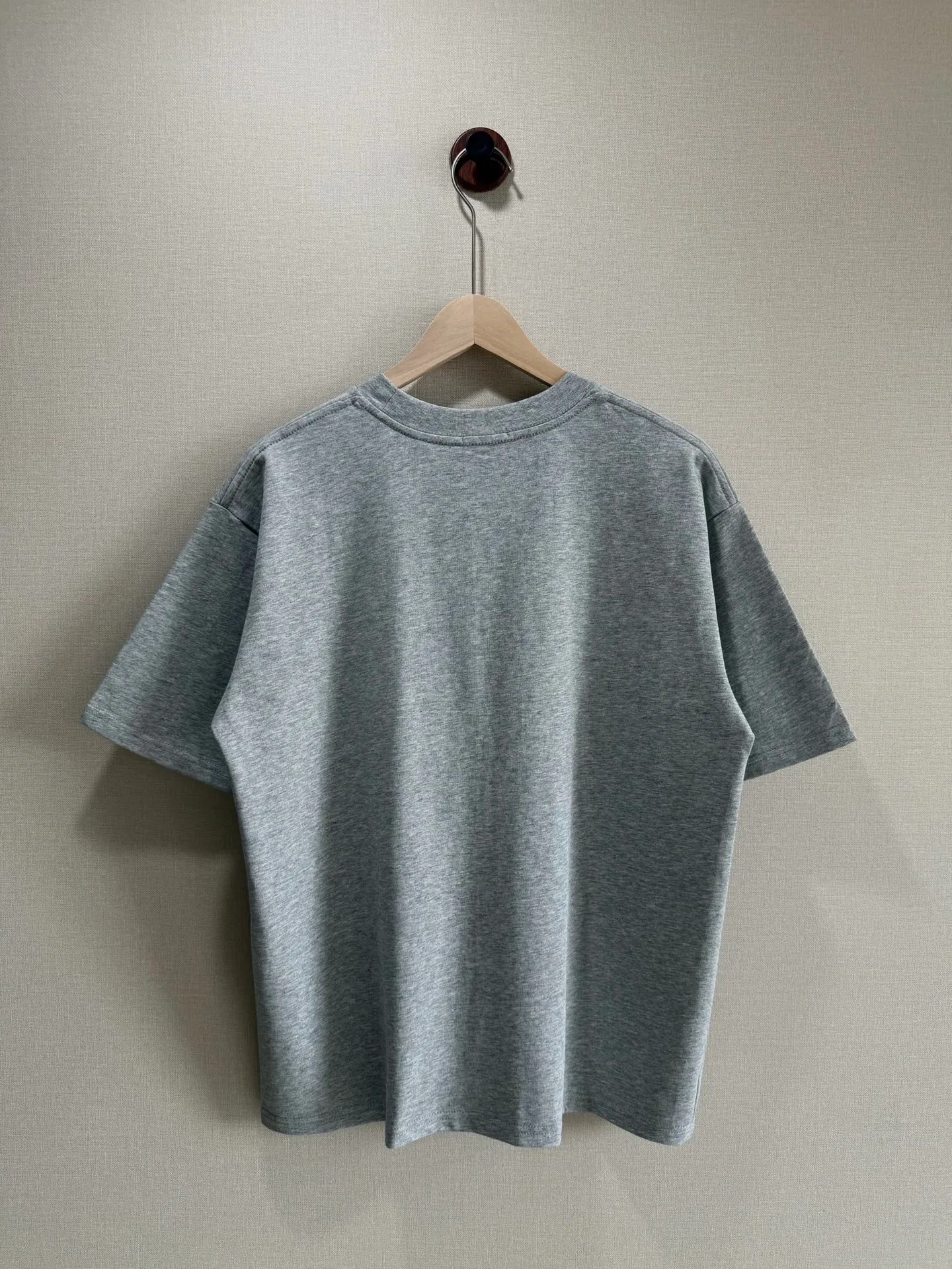 TM 1072 MONCLER 26SS New Arrival logo ：280 32 ： Hot Sale os 200 ：Gray Size：S M L XL